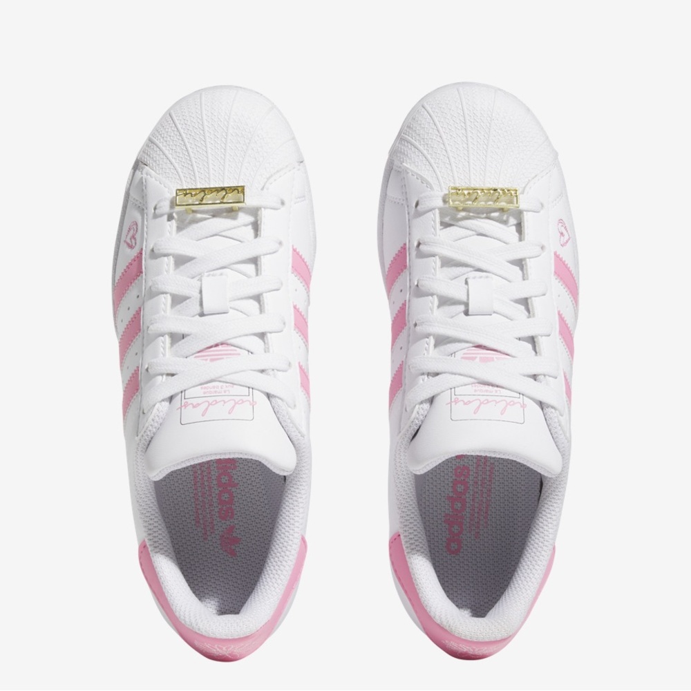 adidas Originals Superstar
Girls' Grade School Casual Basketball Sneakers IG2749 - Picture 6 of 7